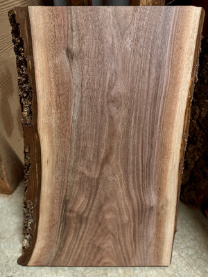 Walnut Live Edge 18"